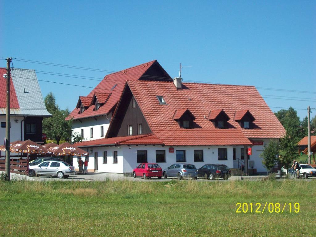 Hotel U Lip Trojanovice Frenštát pod Radhoštěm المظهر الخارجي الصورة