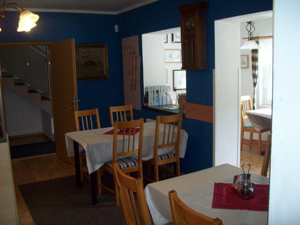 Hotel U Lip Trojanovice Frenštát pod Radhoštěm المظهر الخارجي الصورة