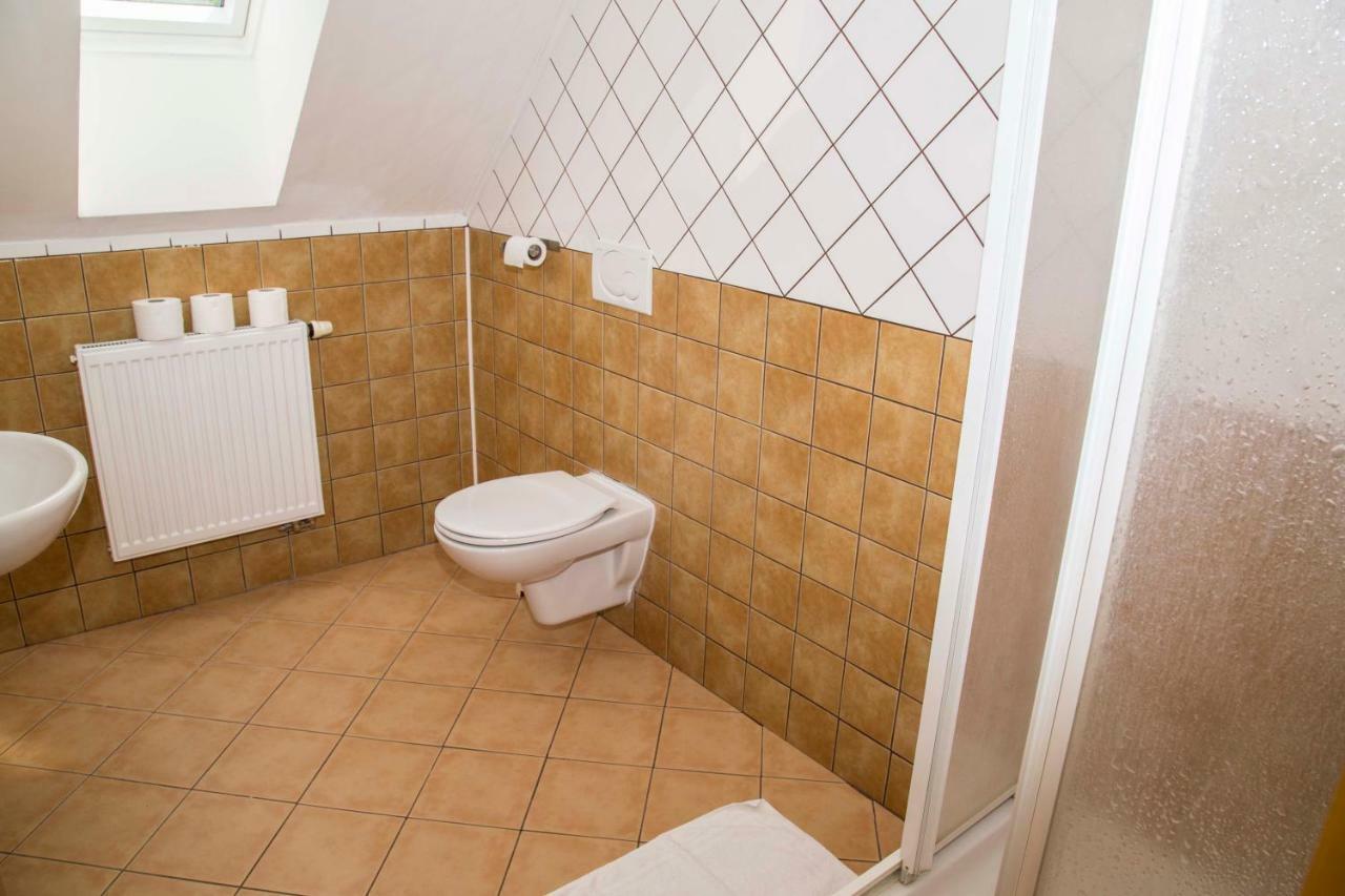 Hotel U Lip Trojanovice Frenštát pod Radhoštěm المظهر الخارجي الصورة